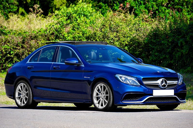 Mercedes-Benz C200 için temsili araç görseli